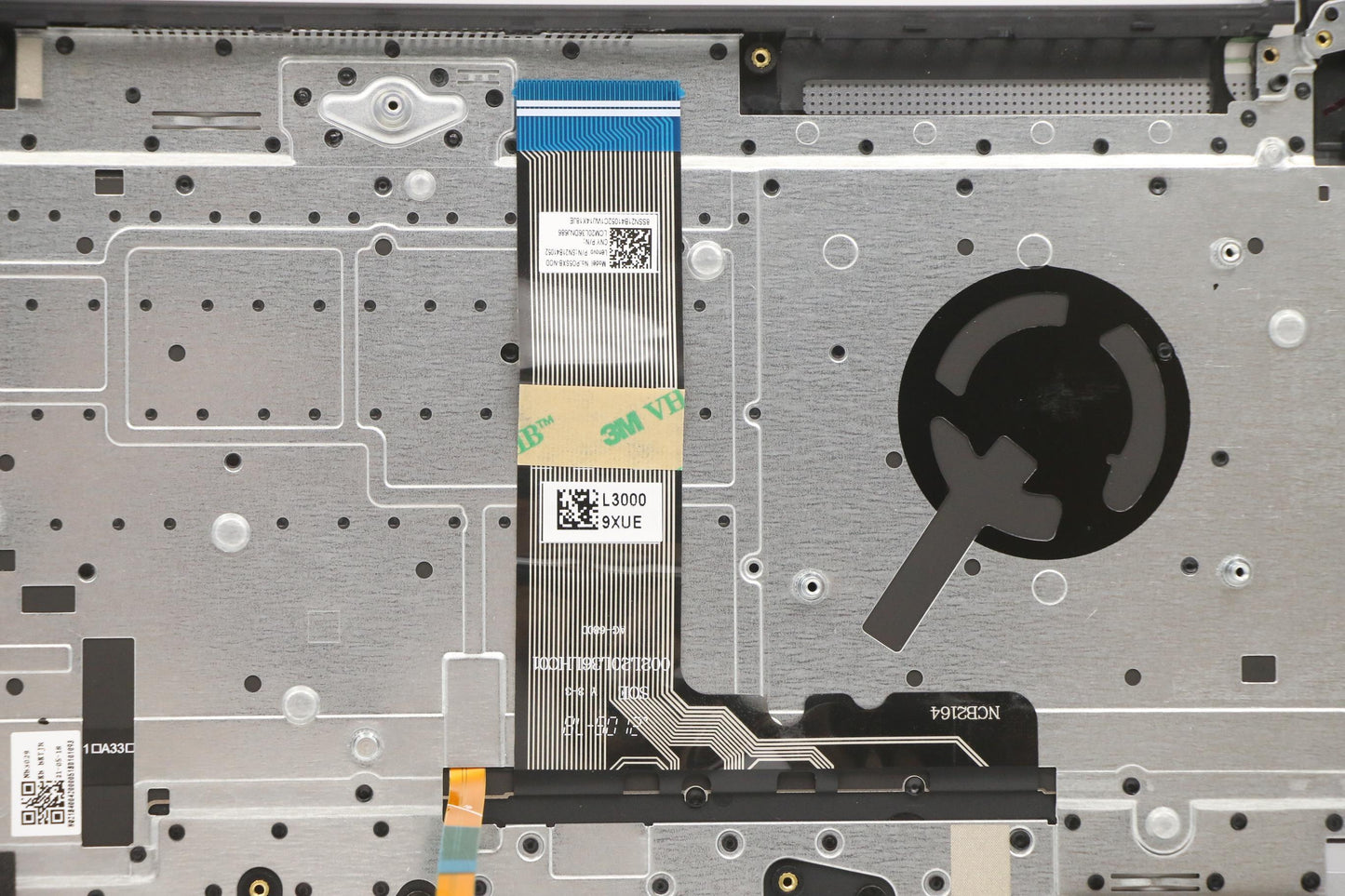 Lenovo Cover Upper Case Asm_Nordic H8 - 5CB1C74921