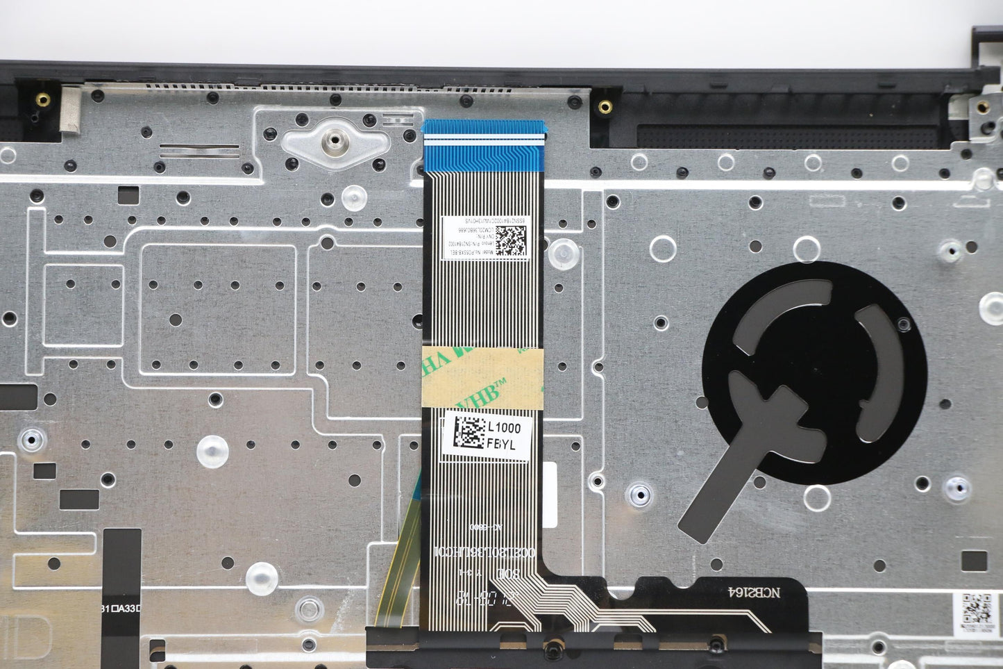 Lenovo Cover Upper Case Asm_Bel H82L5 - 5CB1C74966