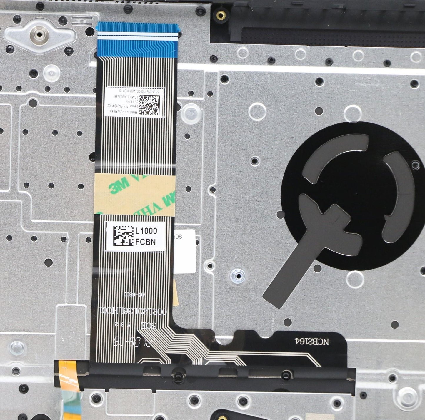 Lenovo Cover Upper Case Asm_Bel H82L5 - 5CB1C74998