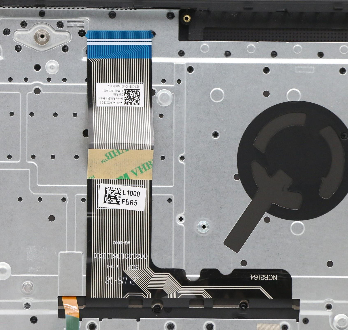 Lenovo Cover Upper Case Asm_Ger H82L5 - 5CB1C75007