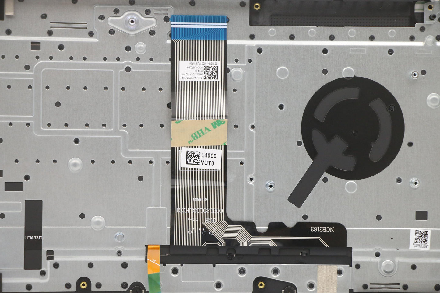Lenovo Cover Upper Case Asm_Thai H82L - 5CB1C75024