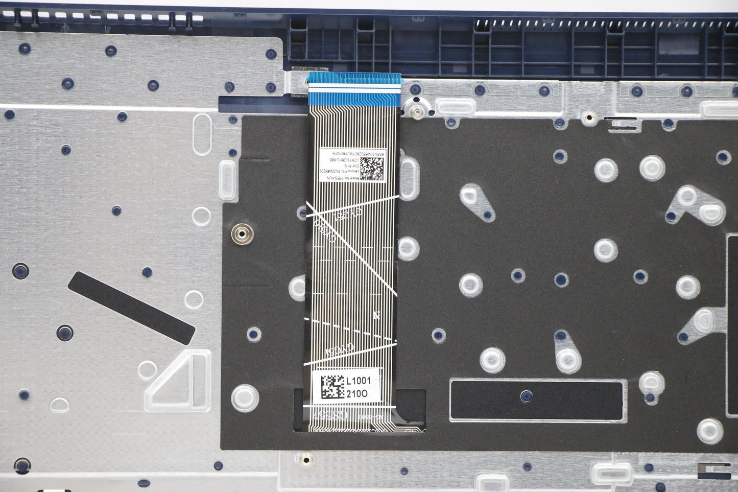 Lenovo Cover Upper Case Asm_Hun L82Kv - 5CB1C75038