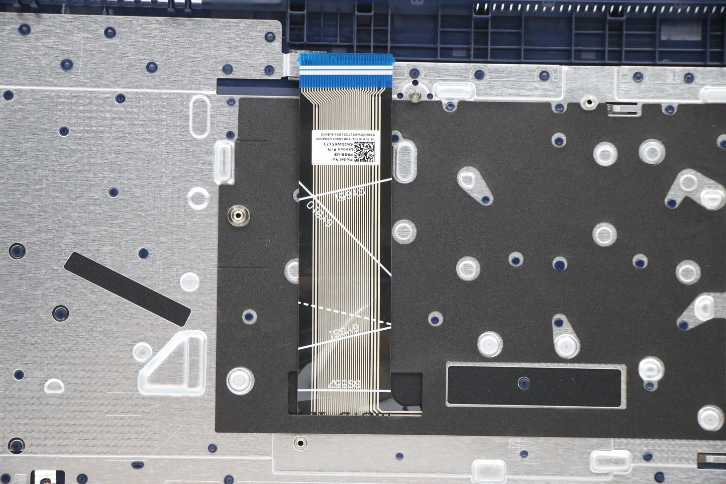 Lenovo Cover Upper Case Asm_Eng L82Kv - 5CB1C75054