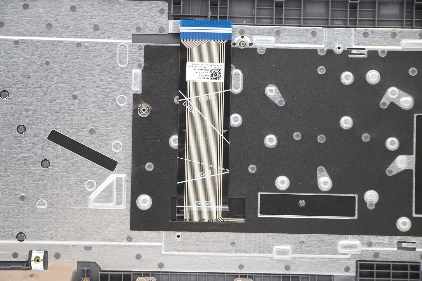 Lenovo Cover Upper Case Asm_Ger L82Kv - 5CB1C75072