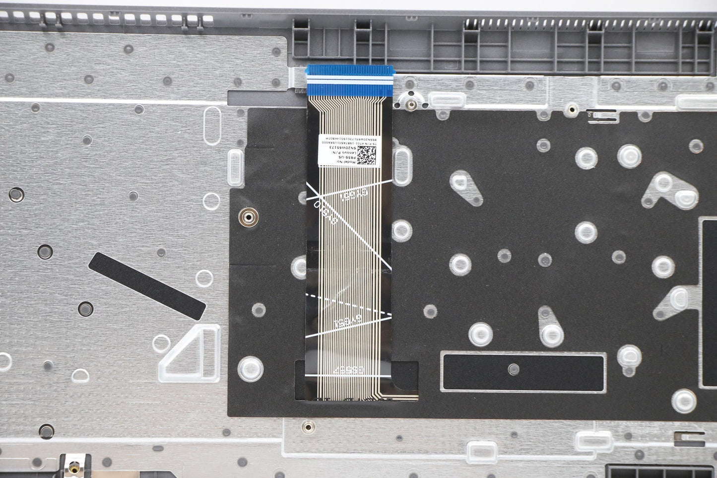 Lenovo Cover Upper Case Asm_Eng L82Kv - 5CB1C81076