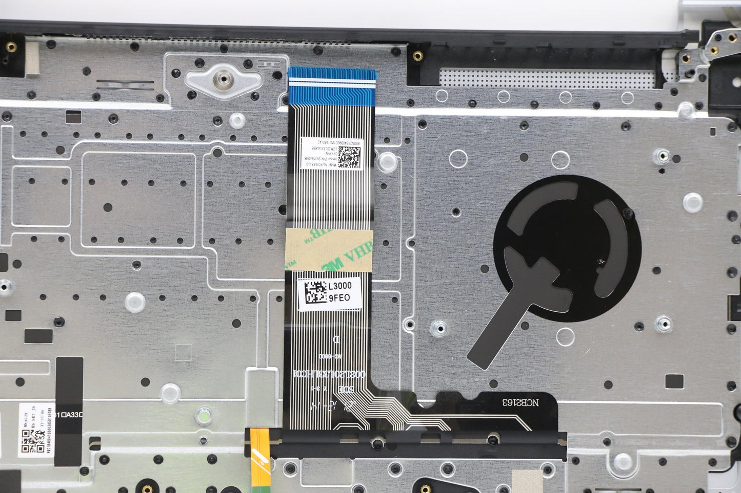 Lenovo Cover Upper Case Asm_Euro Eng - 5CB1C81090