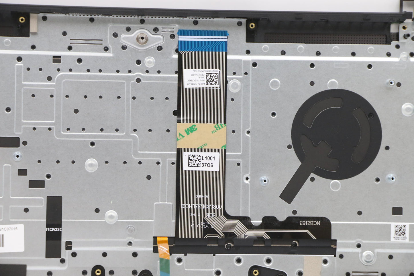 Lenovo Cover Upper Case Asm_Ara H82L9 - 5CB1C87015