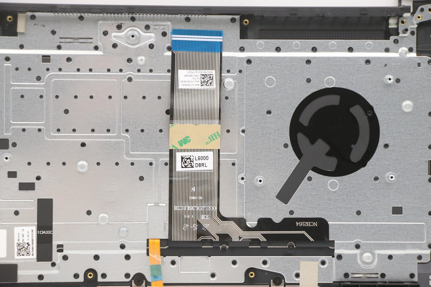 Lenovo Cover Upper Case Asm_Bul H82L9 - 5CB1C87018