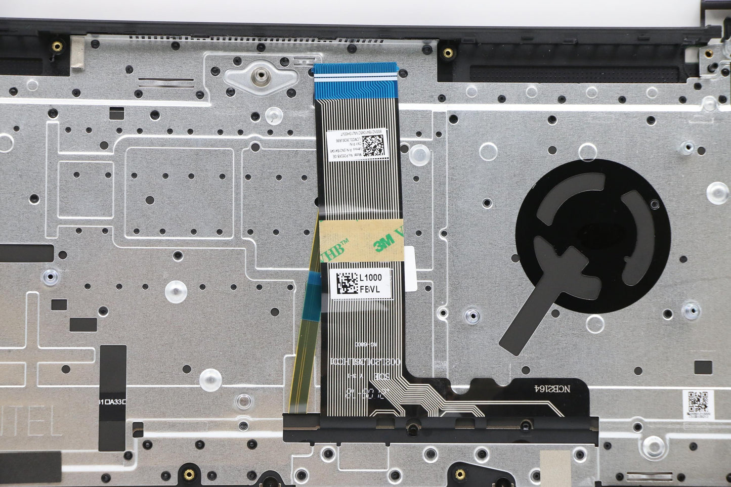 Lenovo Cover Upper Case Asm_Ger H82L9 - 5CB1C87025