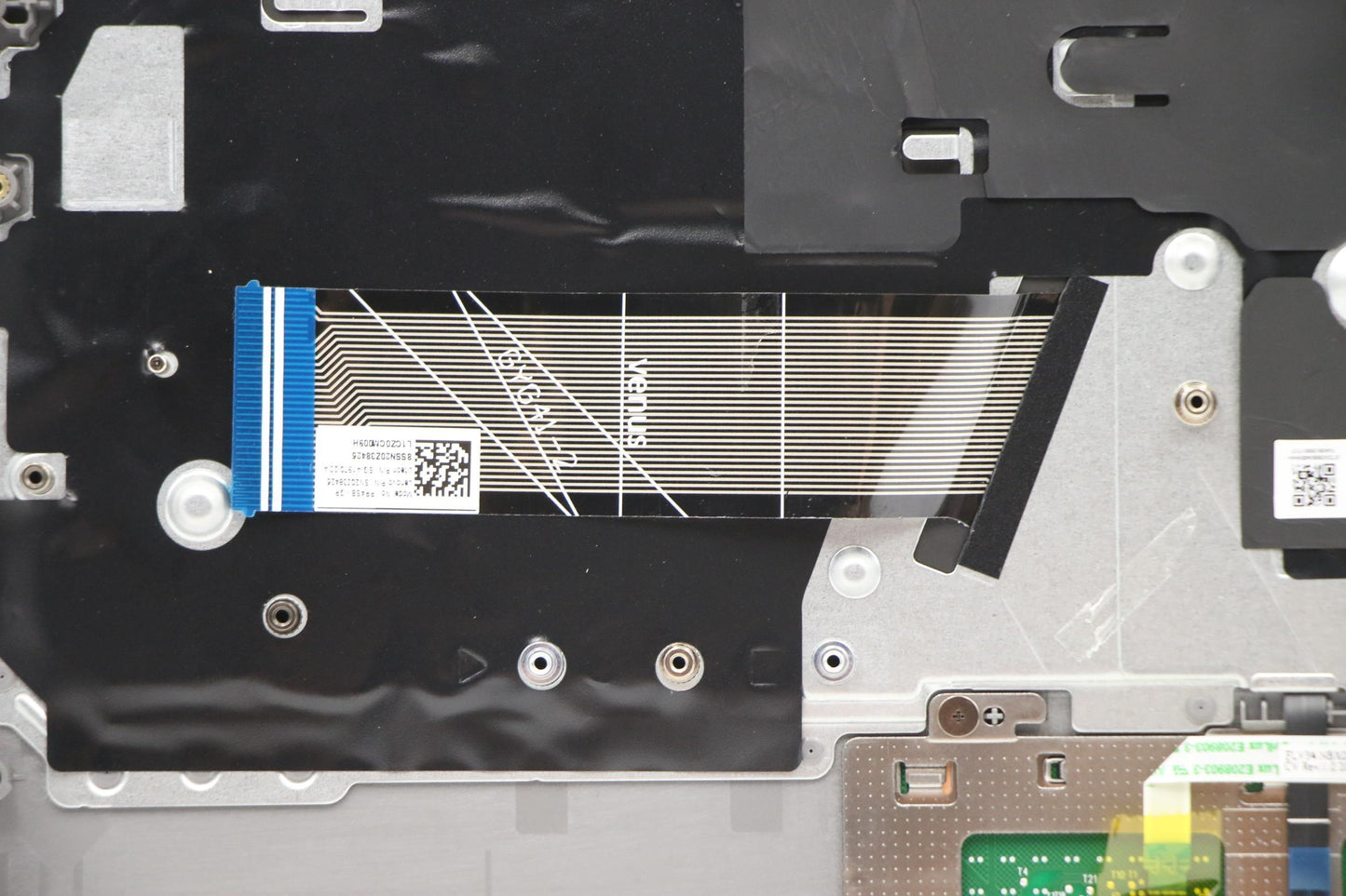 Lenovo Cover Upper Case Asm_Ger C 21A - 5CB1C89916