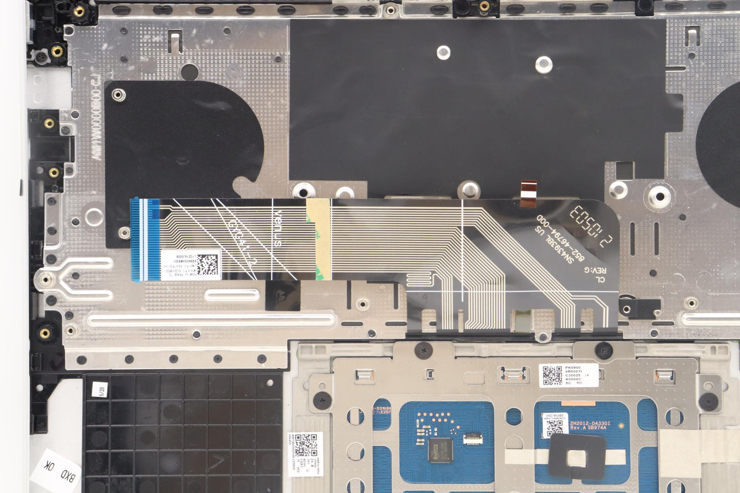 Lenovo Cover Upper Case Asmtc L82Nh L - 5CB1C90613