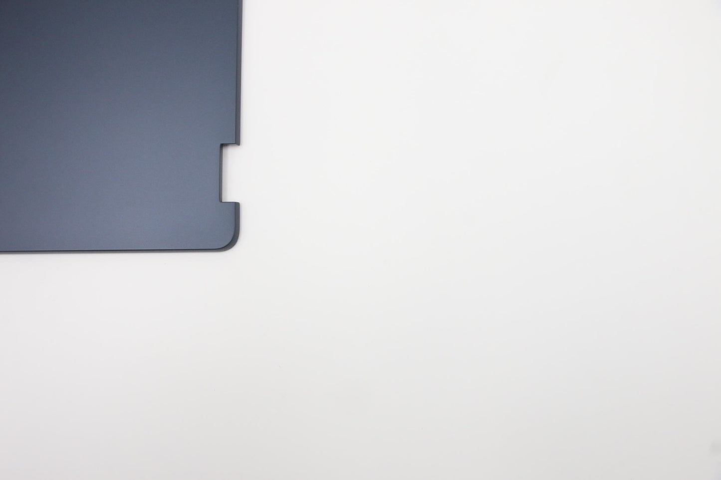 Lenovo Display Casing LCD Cover with Antenna Model 82KM AB - 5CB1C90957