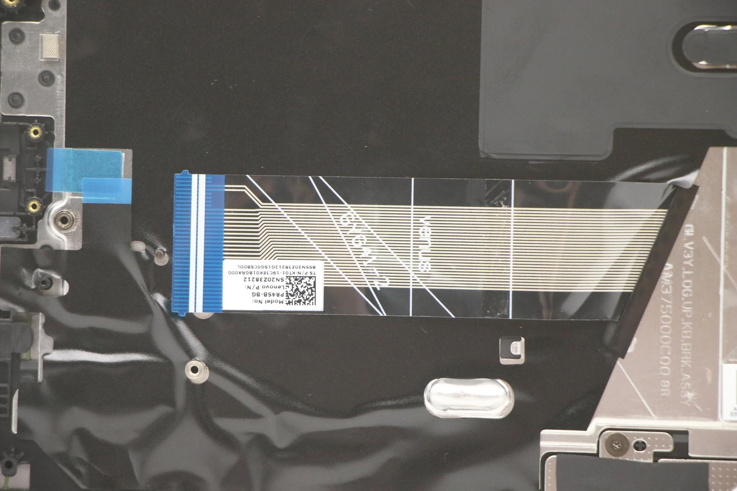 Lenovo Cover Upper Case Asm_Bul C 20W - 5CB1C92777