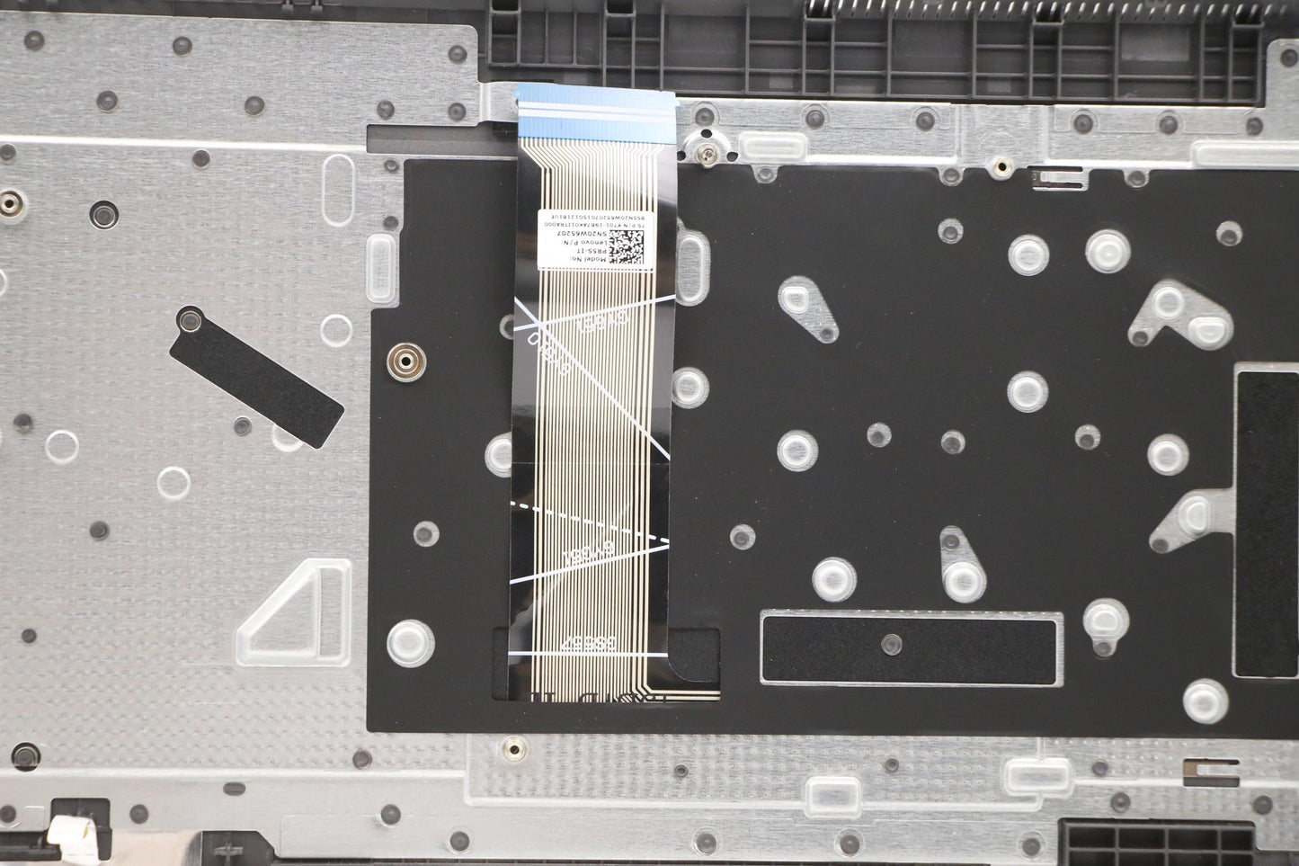 Lenovo Cover Upper Case Asm_Ita L82Nx - 5CB1C92862