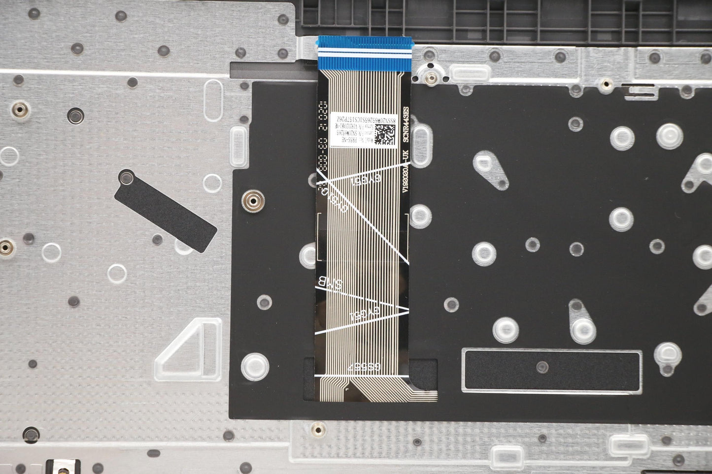 Lenovo Cover Upper Case Asm_Nordic L8 - 5CB1C92879