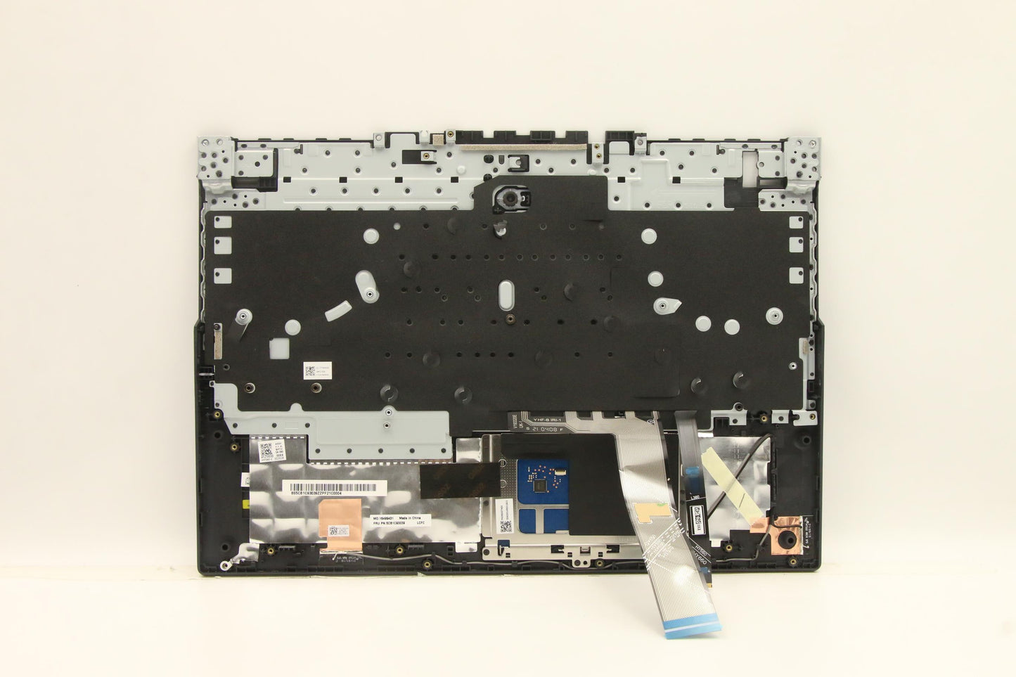 Lenovo Cover Upper Case Asm_Ger L82Jw - 5CB1C93039