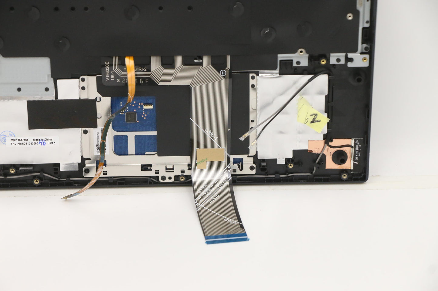 Lenovo Cover Upper Case Asm_Bel L82Jw - 5CB1C93060