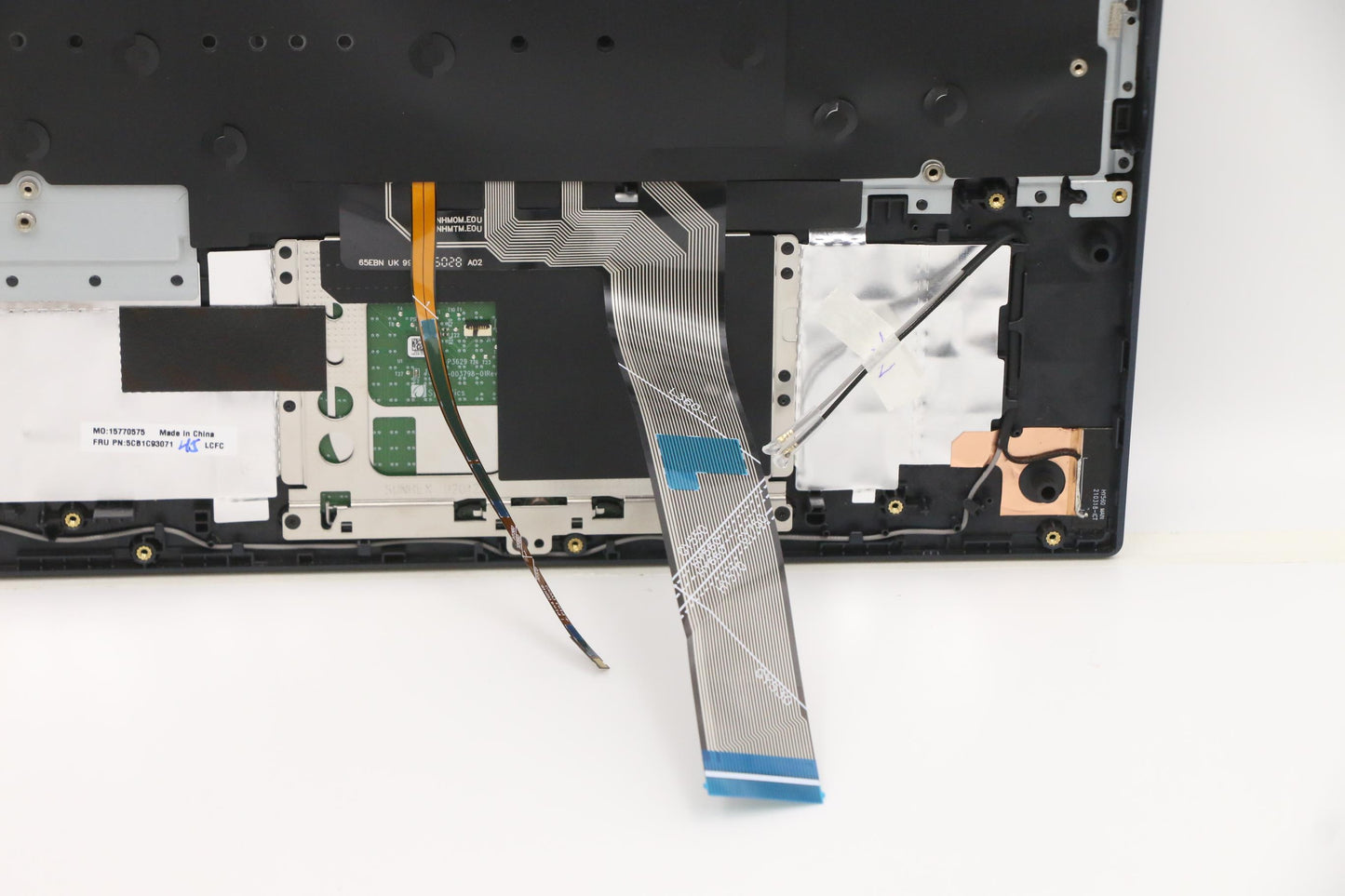 Lenovo Cover Upper Case Asm_Ger L82Jw - 5CB1C93071