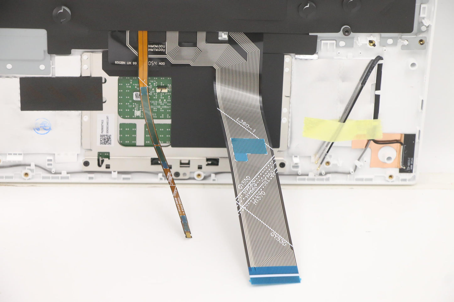 Lenovo Cover Upper Case Asm_Uke L82Jw - 5CB1C93099