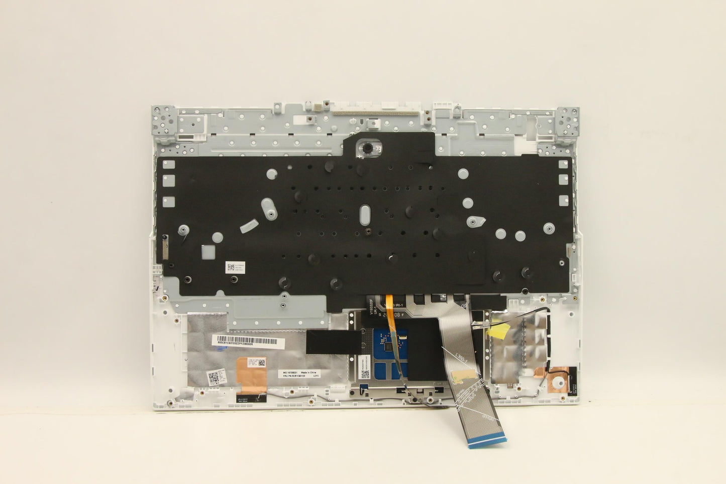 Lenovo Cover Upper Case Asm_Ger L82Jw - 5CB1C93103