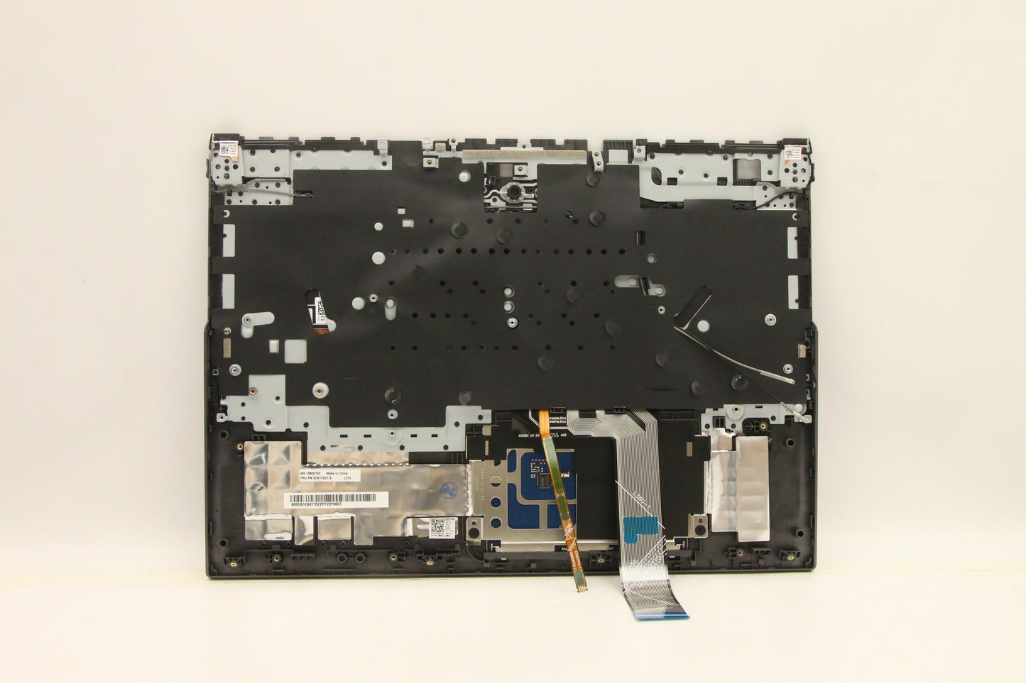 Lenovo Cover Upper Case Asm_Ita L82Js - 5CB1C93175