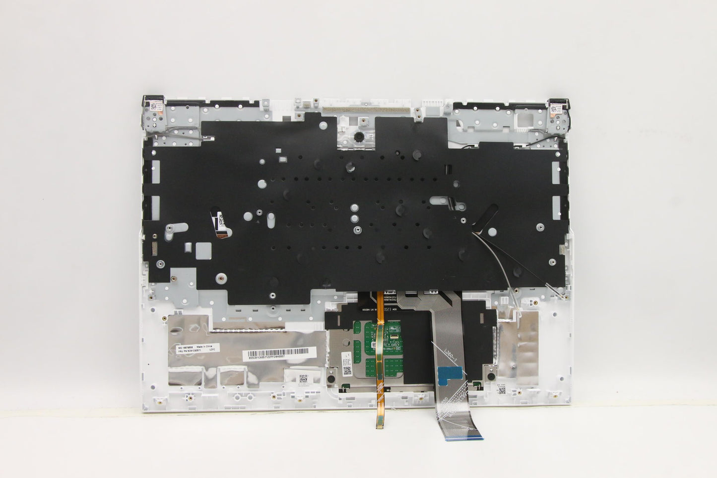 Lenovo Cover Upper Case Asm_Ger L82Js - 5CB1C93571