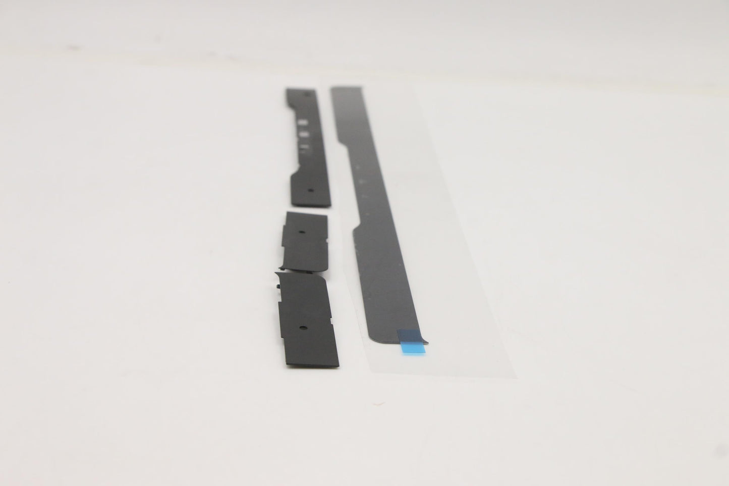 Lenovo Strip Cover L in Black - 5CB1C93669