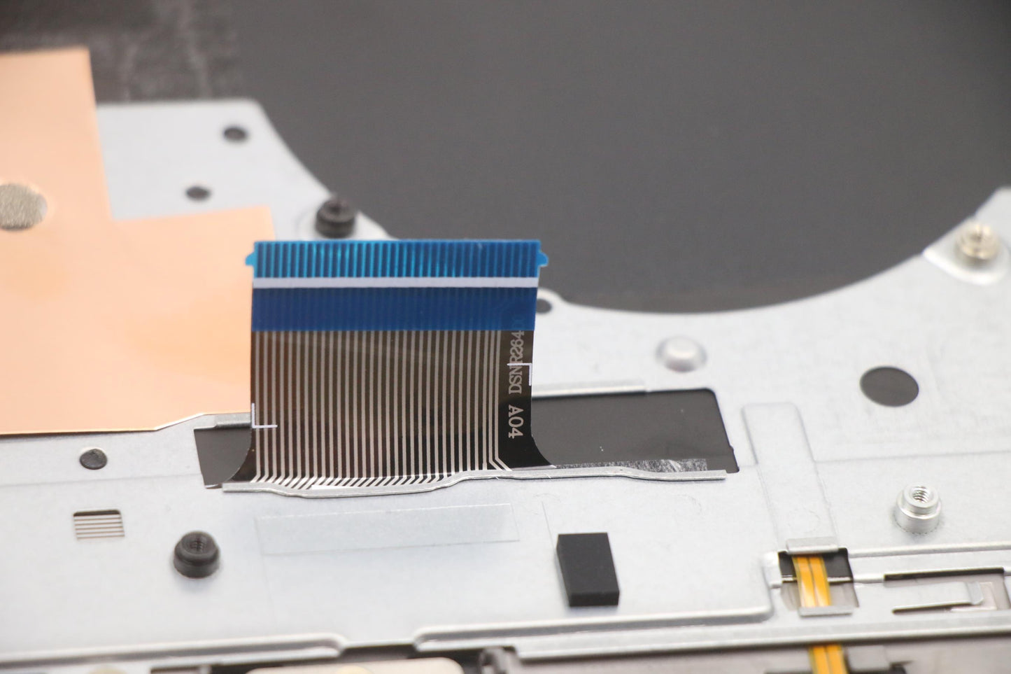 Lenovo Cover Upper Case Asm_Ger L82K8 - 5CB1C93682