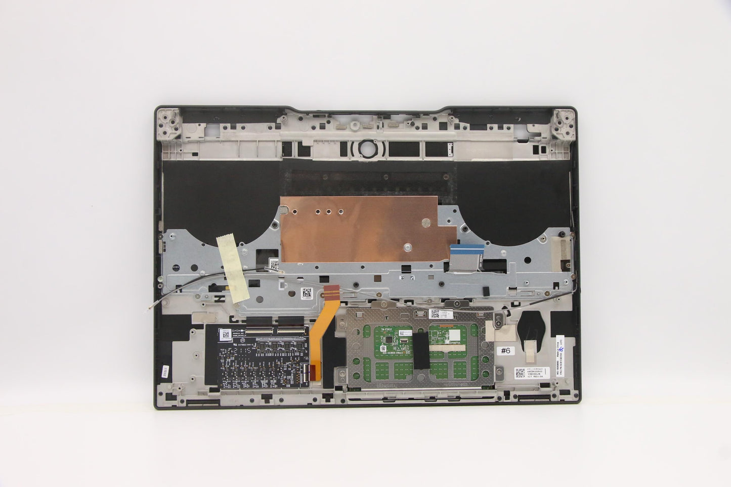 Lenovo Cover Upper Case Asm_Ara L82K8 - 5CB1C93703