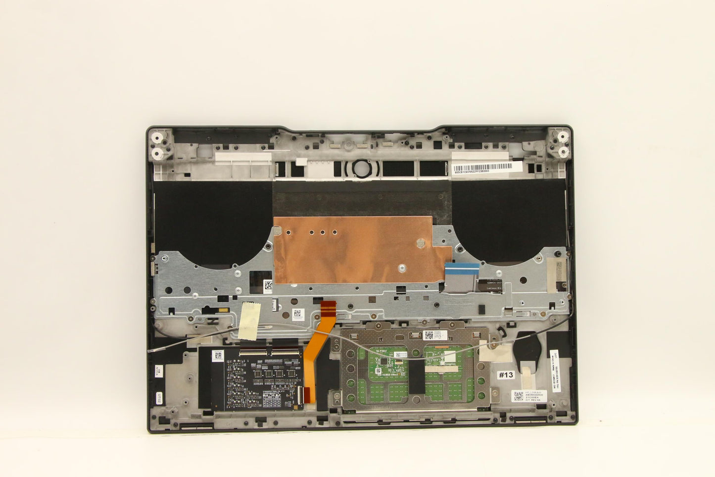 Lenovo Cover Upper Case Asm_Bul L82K8 - 5CB1C93705