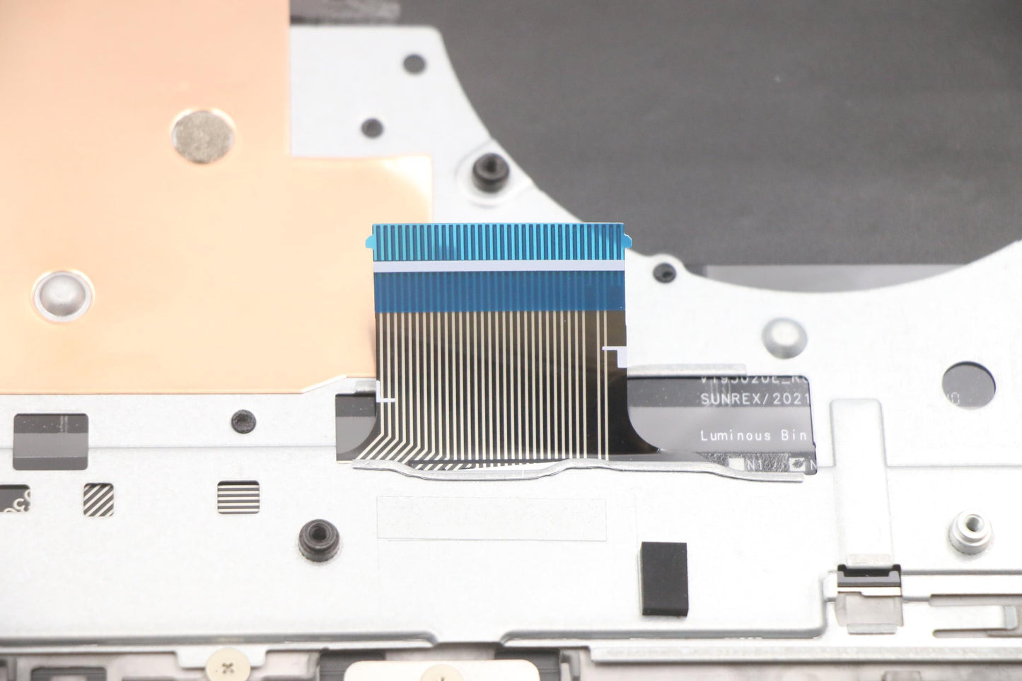Lenovo Cover Upper Case Asm_Hun L82K8 - 5CB1C93718