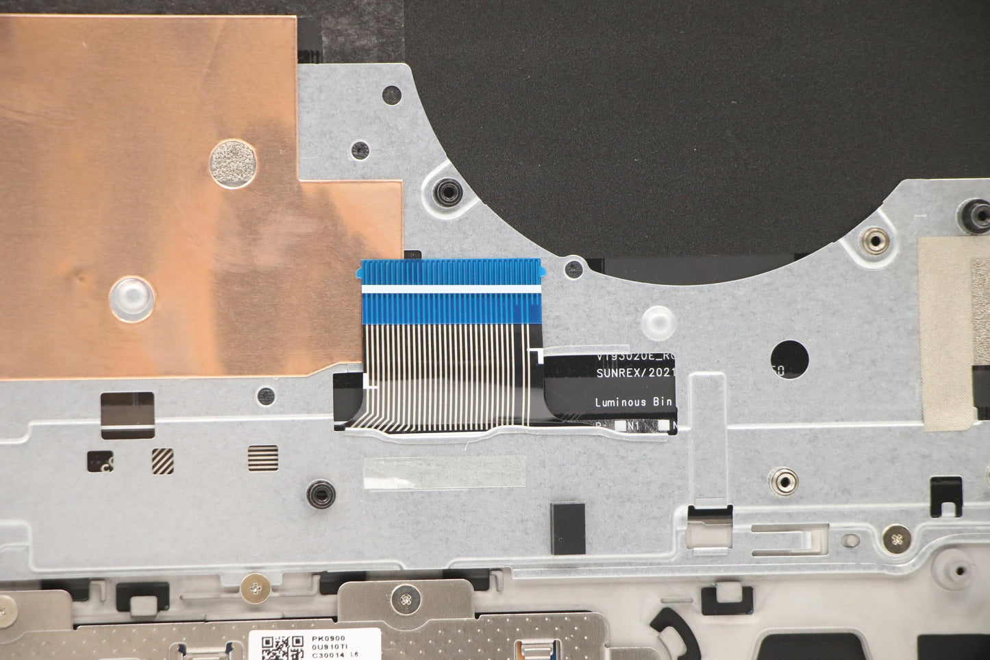 Lenovo Cover Upper Case Asm_Kor L82K8 - 5CB1C93721