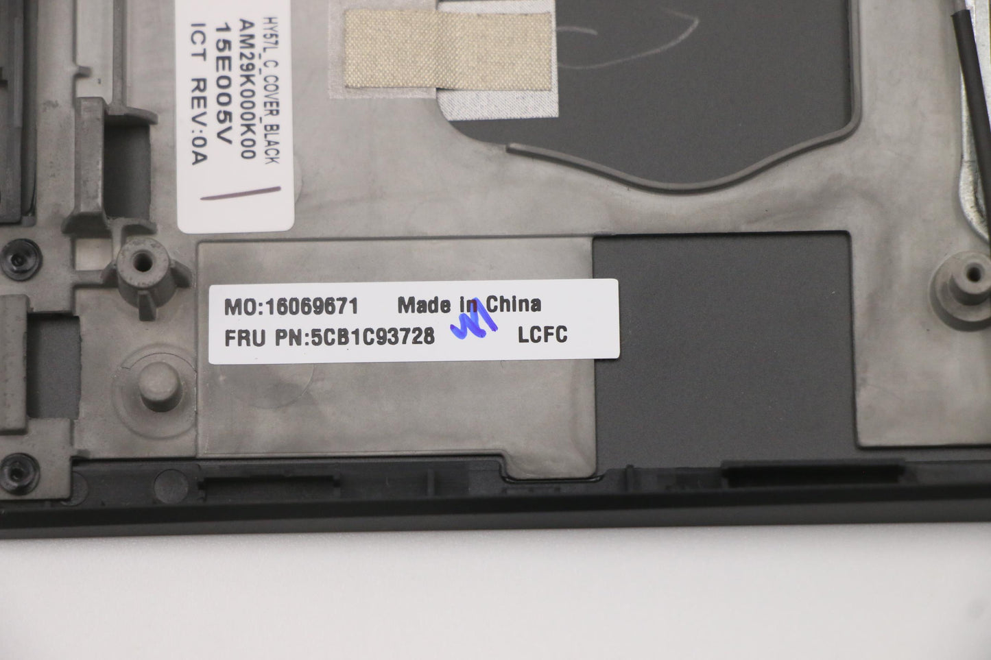 Lenovo Cover Upper Case Asm_Slv L82K8 - 5CB1C93728