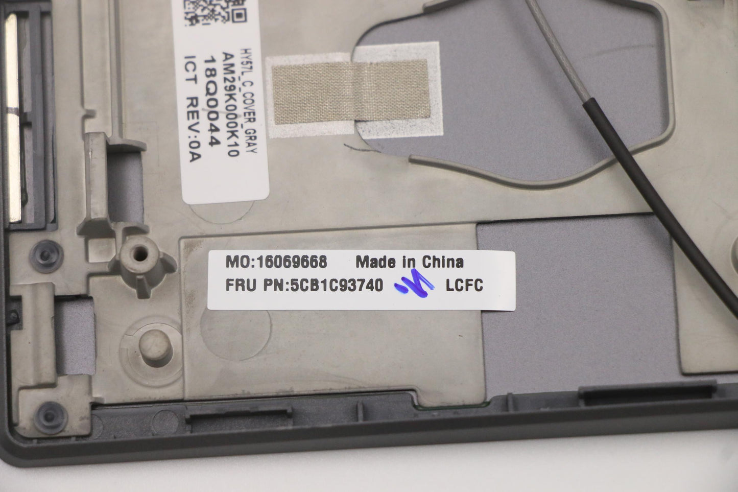 Lenovo Cover Upper Case Asm_Eng L82K8 - 5CB1C93740