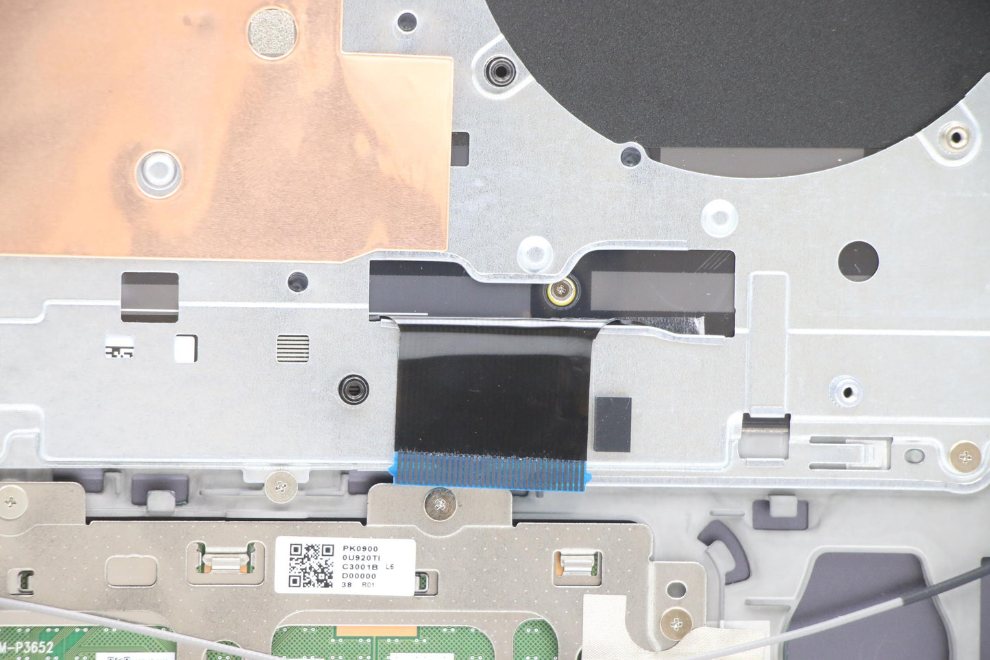 Lenovo Cover Upper Case Asm_Bel L82K8 - 5CB1C94056