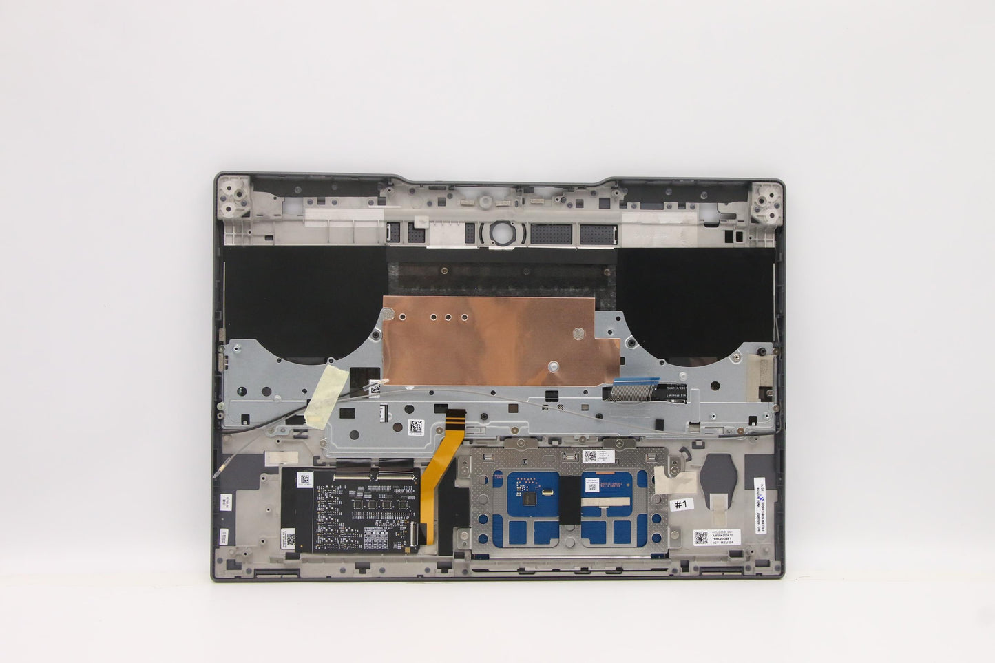 Lenovo Cover Upper Case Asm_Hbw L82K8 - 5CB1C94068
