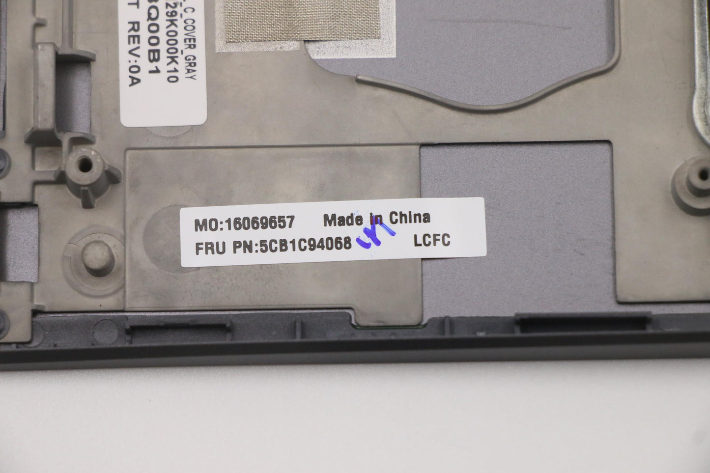 Lenovo Cover Upper Case Asm_Hbw L82K8 - 5CB1C94068