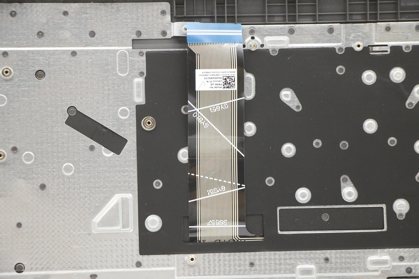 Lenovo Cover Upper Case Asm_Eng L82Nx - 5CB1D01841