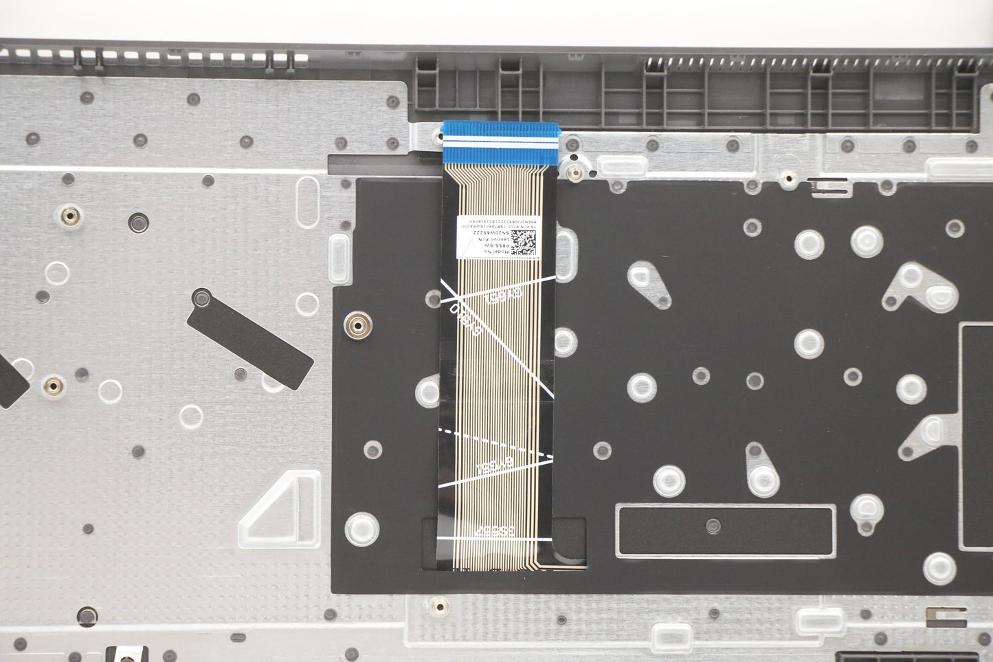 Lenovo Cover Upper Case Asm_Sws L82Nx - 5CB1D01864