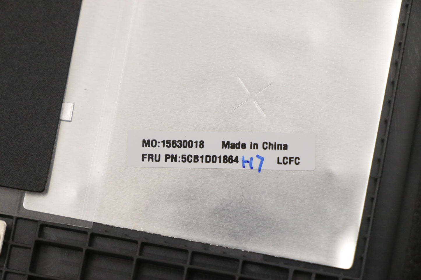 Lenovo Cover Upper Case Asm_Sws L82Nx - 5CB1D01864
