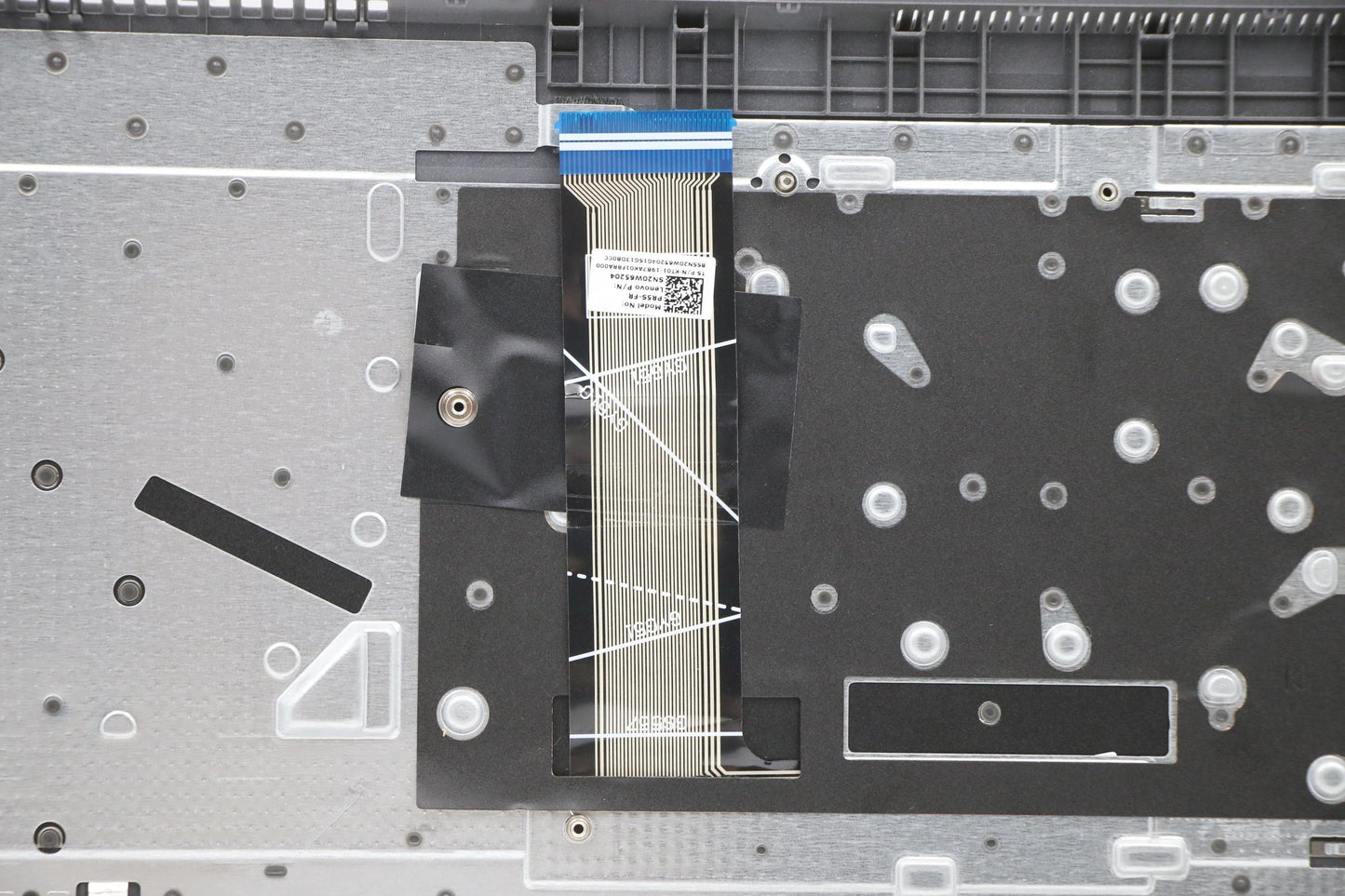 Lenovo Cover Upper Case Asm_Fra L82Nx - 5CB1D01884