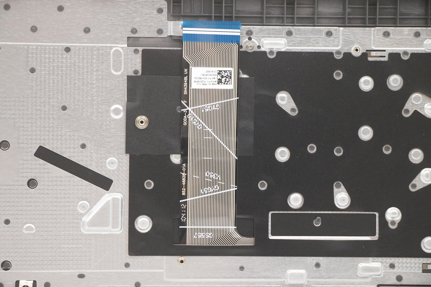 Lenovo Cover Upper Case Asm_Hun L82Nx - 5CB1D01890