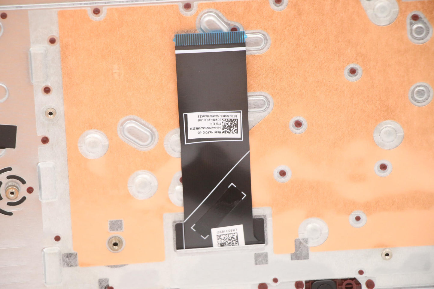 Lenovo Cover Upper Case Asm_Eng L81W1 - 5CB1D03720