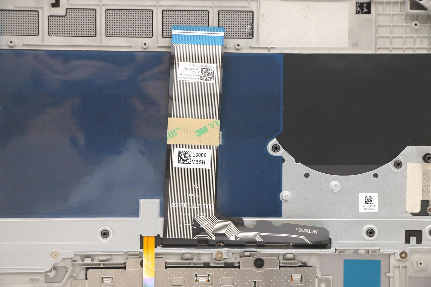 Lenovo Cover Upper Case Asm_Ara L20Ym - 5CB1D03769