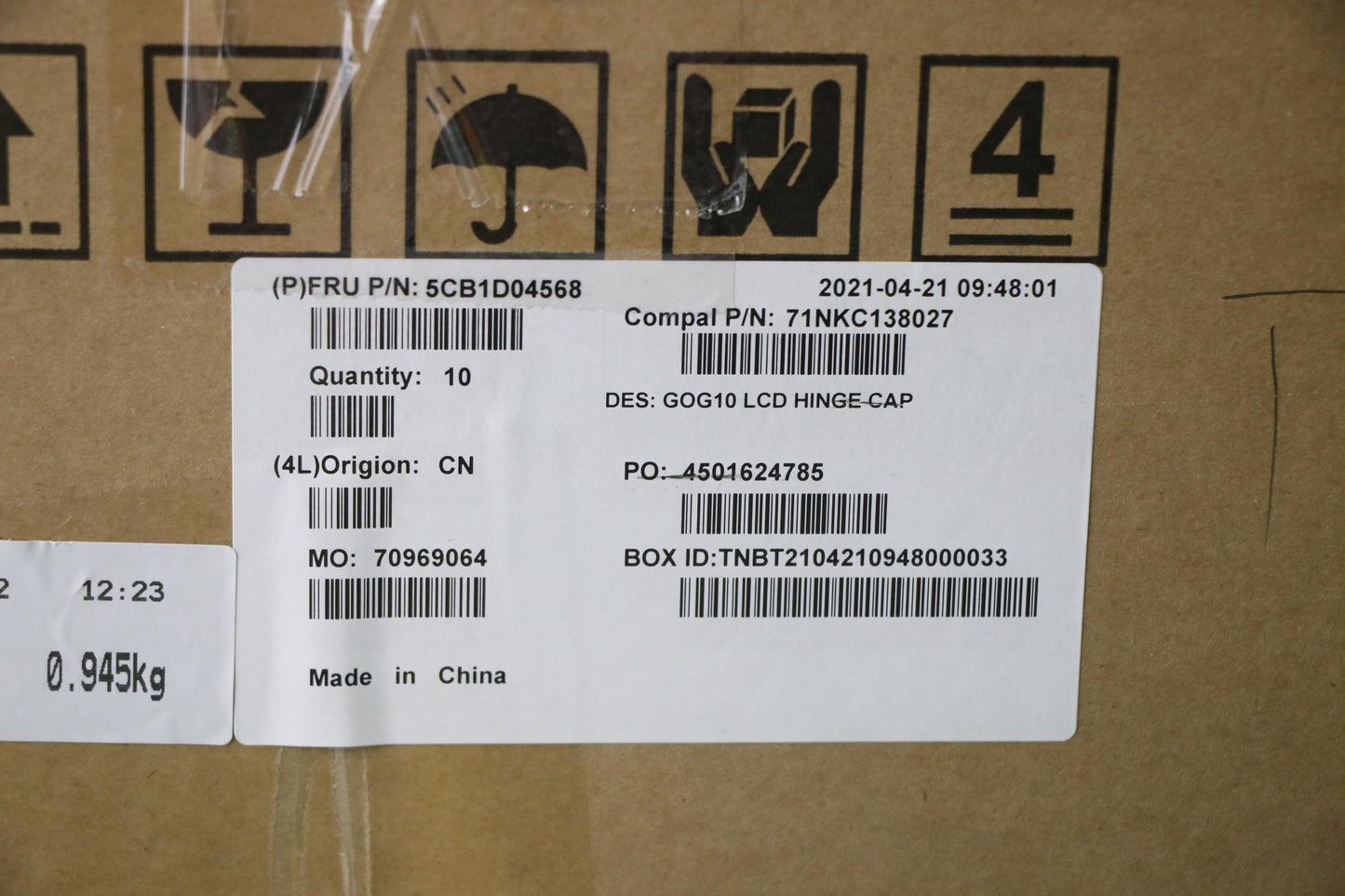 Lenovo Hinge Cover C for 82K1, Cap Style - 5CB1D04568