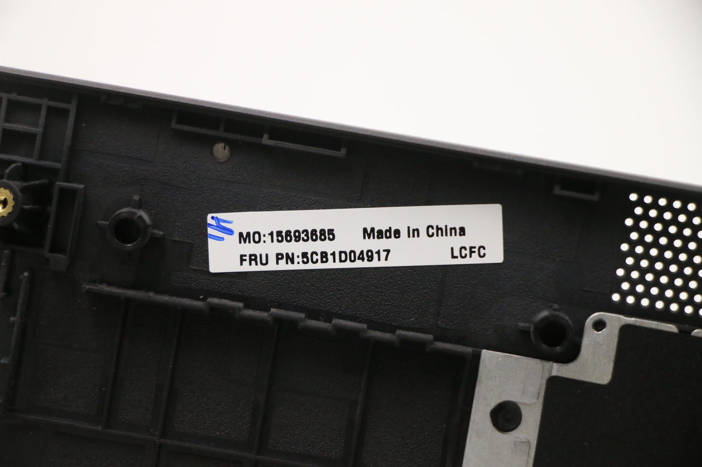 Lenovo Cover Upper Case Asm Ger L 82M - 5CB1D04917