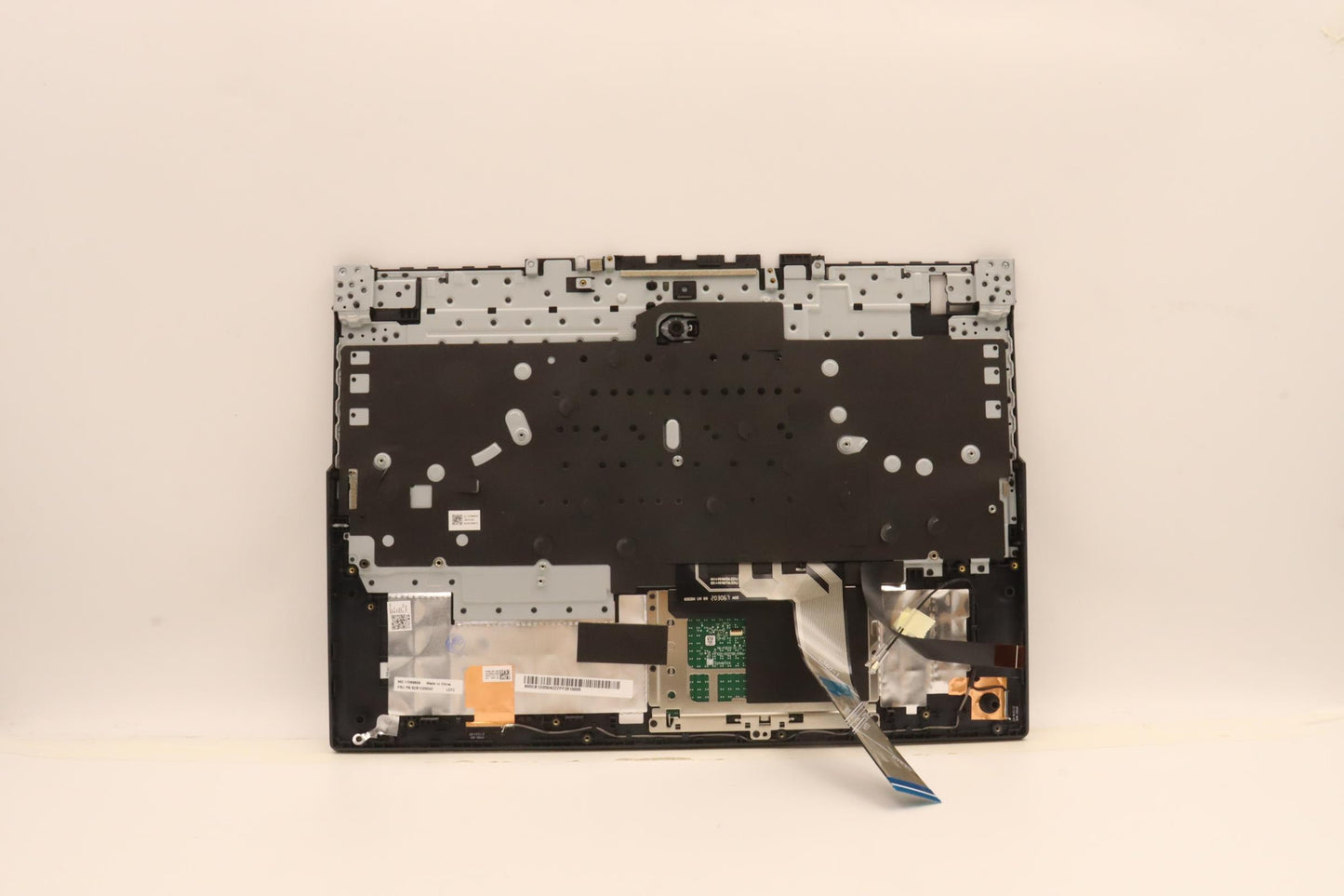 Lenovo Cover Upper Case Asm_La Spa L8 - 5CB1D05042