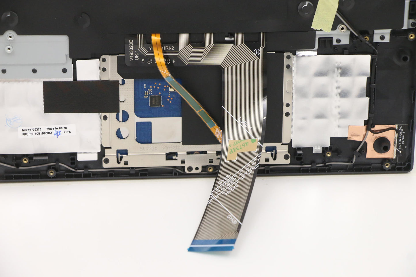 Lenovo Cover Upper Case Asm_Bel L82Jh - 5CB1D05054