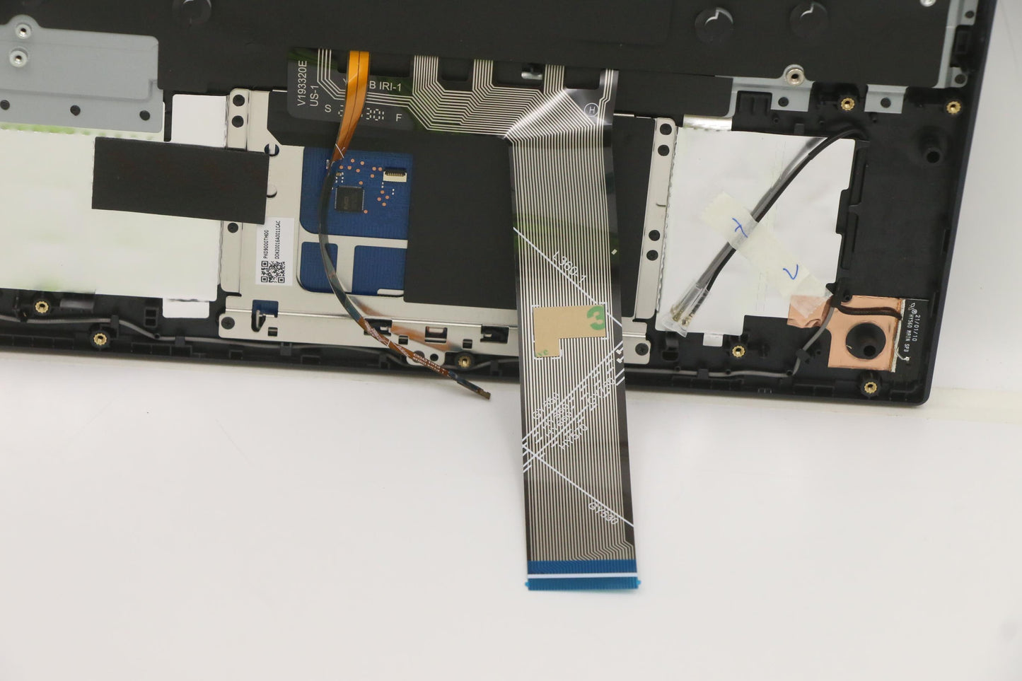 Lenovo Cover Upper Case Asm_Eng L82Jh - 5CB1D05058