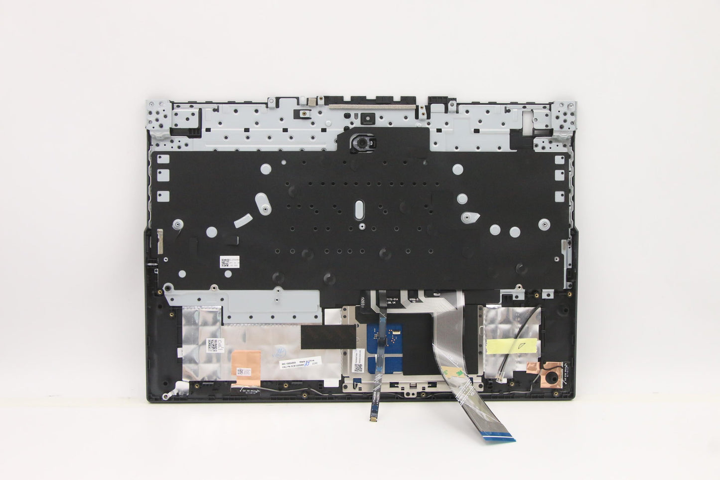 Lenovo Cover Upper Case Asm_Ger L82Jh - 5CB1D05065